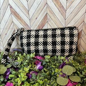 Black and White Plaid Wristlet by Aeropostale EUC